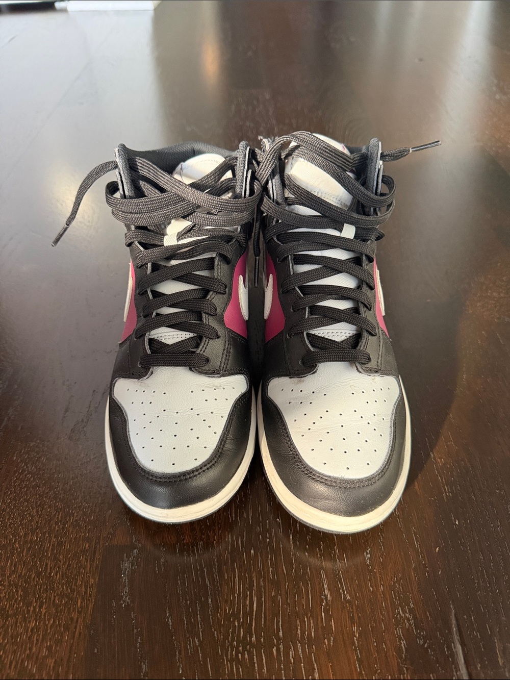 Nike Women's Dunk Sneakers in Black and Magenta